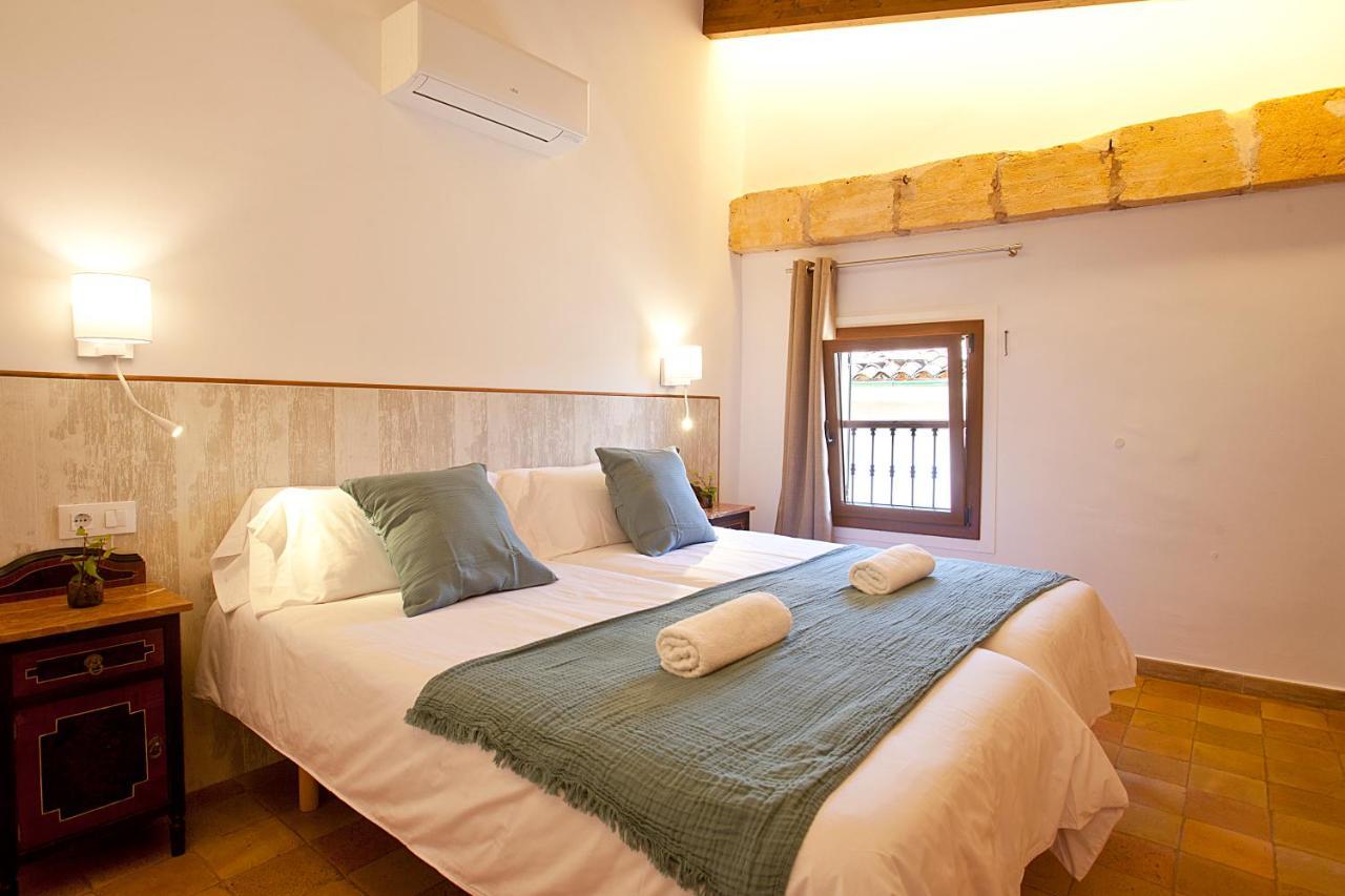Deluxe Double Room Bath