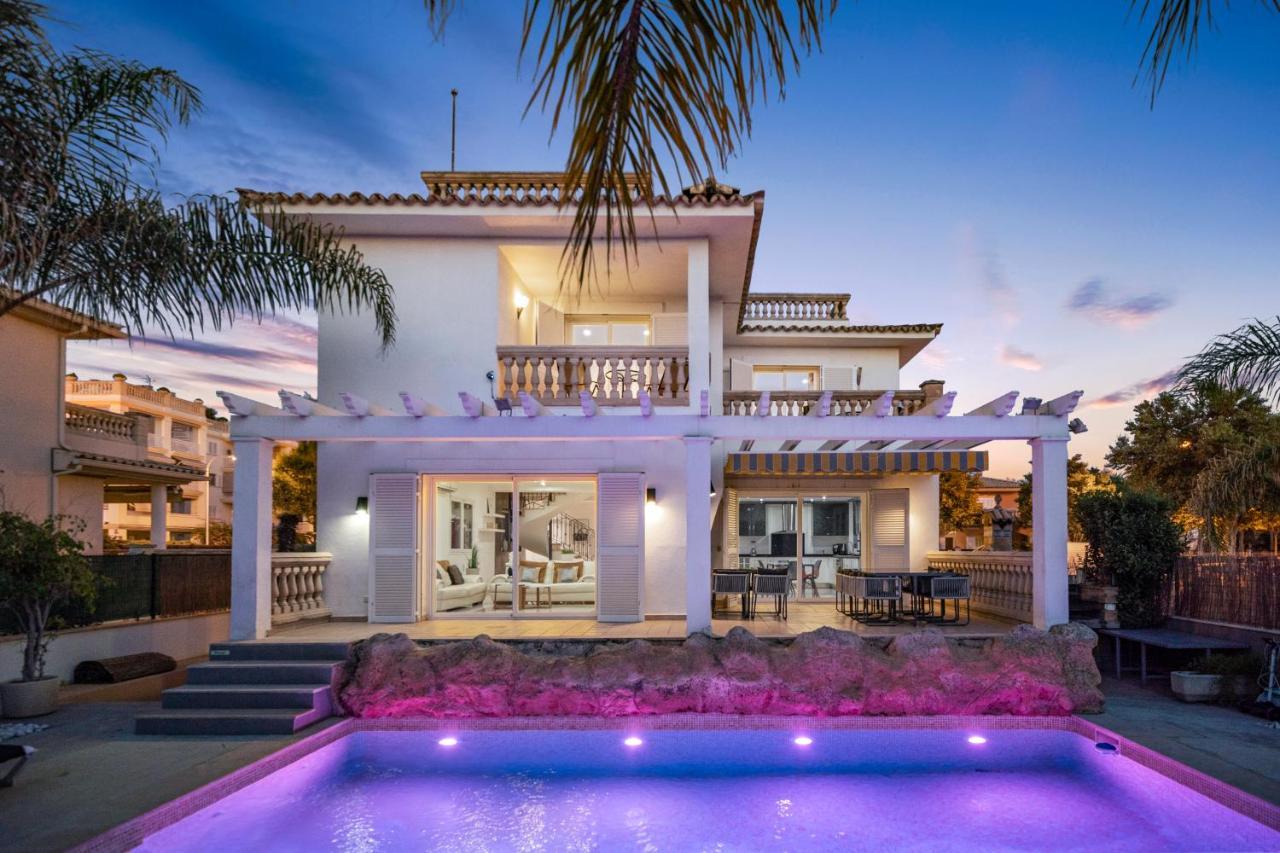 Five-Bedroom House