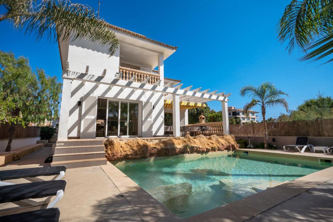 Five-Bedroom House