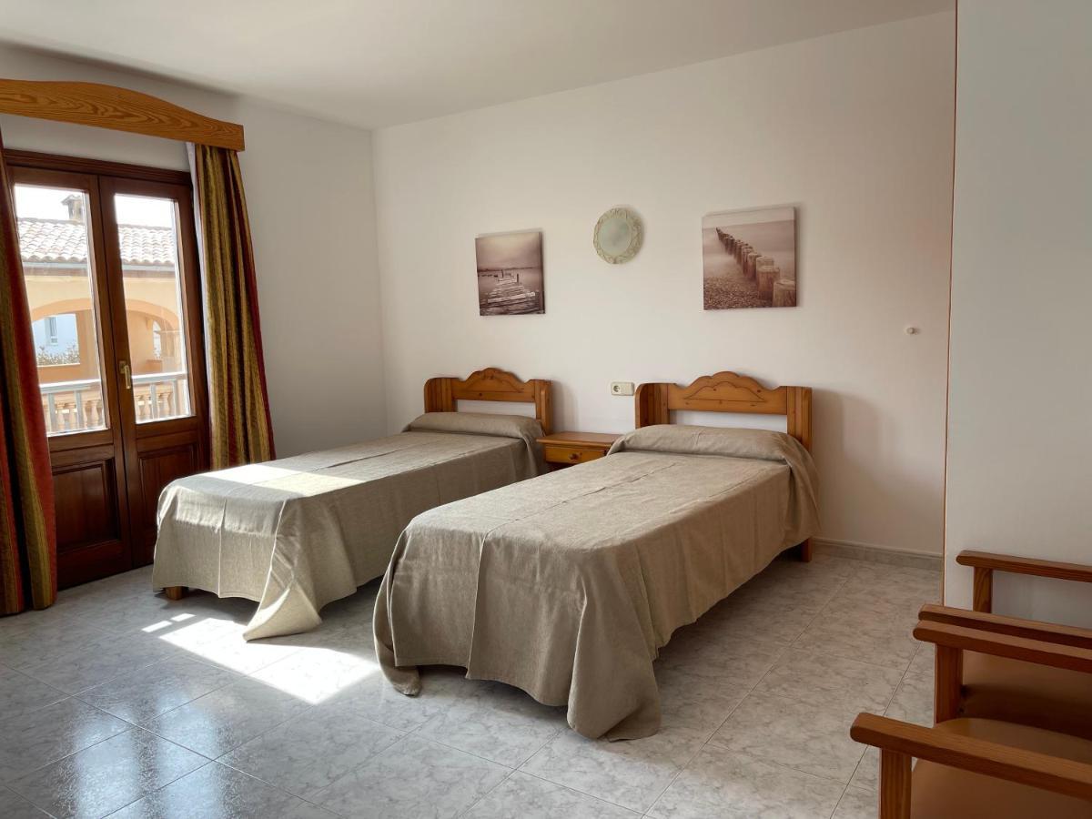Double Room Private Bathroom