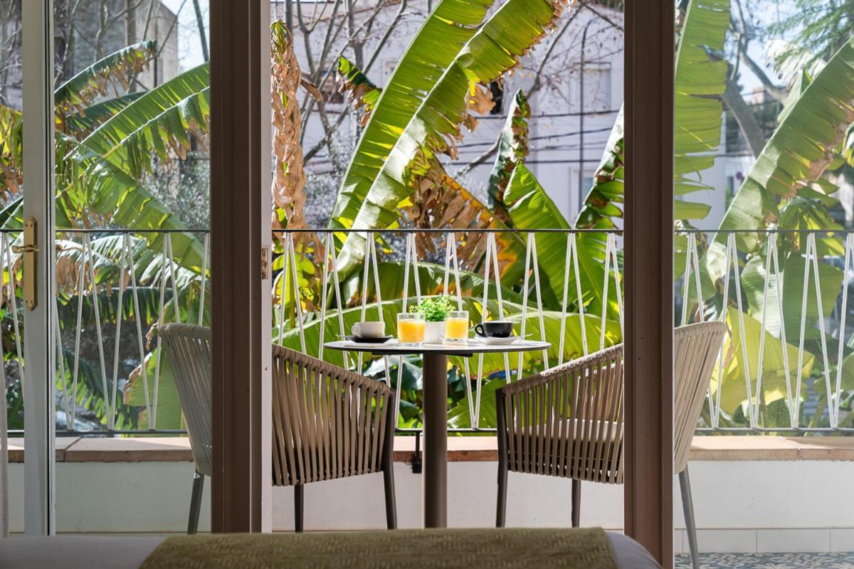 Standard Double or Twin Room Balcony