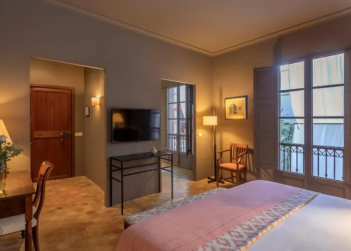 Hotels nahe Plaça Major