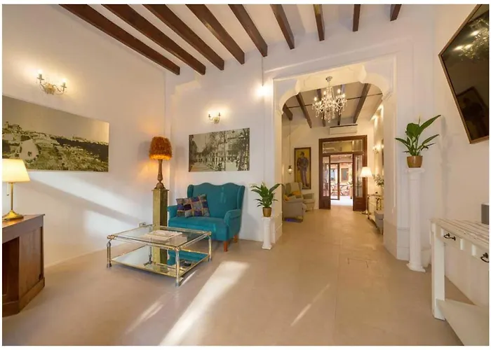 Aparthotel Boutique Hostal Born53 im Stadtkern von Llucmajor, Mallorca Llucmajor 