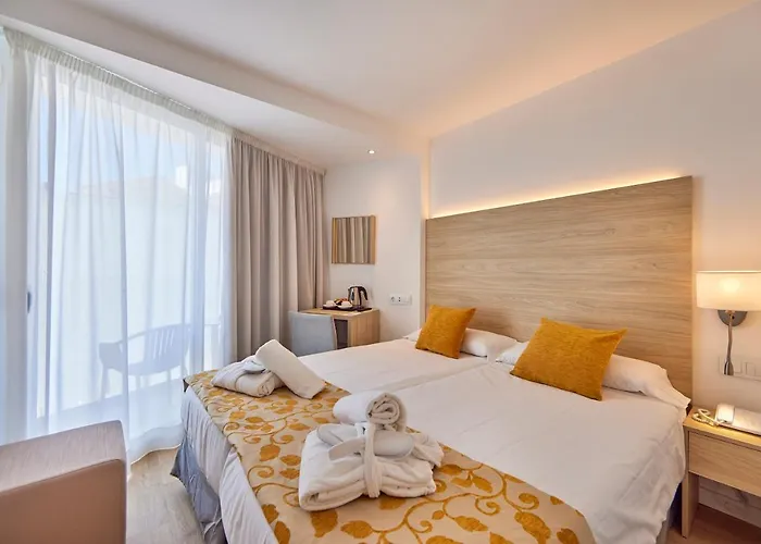 Hôtels à Cala Bona (Mallorca)