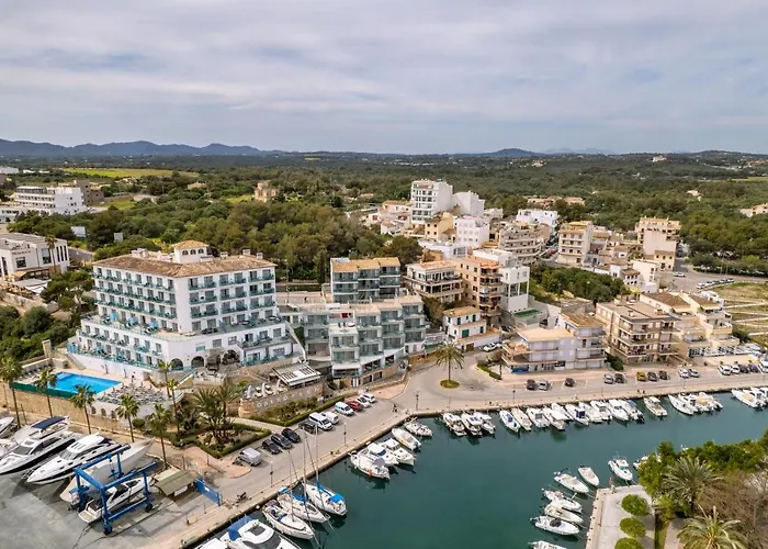 Hotels in Porto Cristo