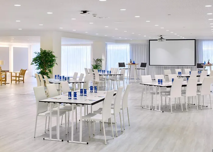 Magaluf (Mallorca) hotels near House of Katmandu