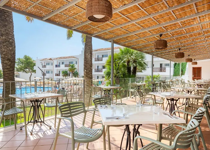 Hotel vicino a Cala sa Nau