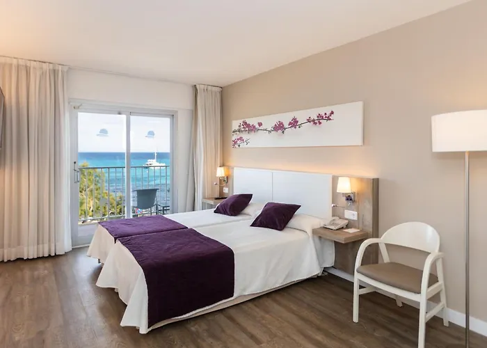 Boutique Hotel Brisa Marina (Adults Only) S'Illot 