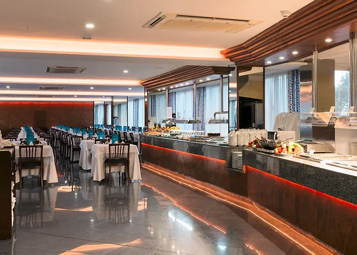 Hotel O7 Vistanova Magaluf 