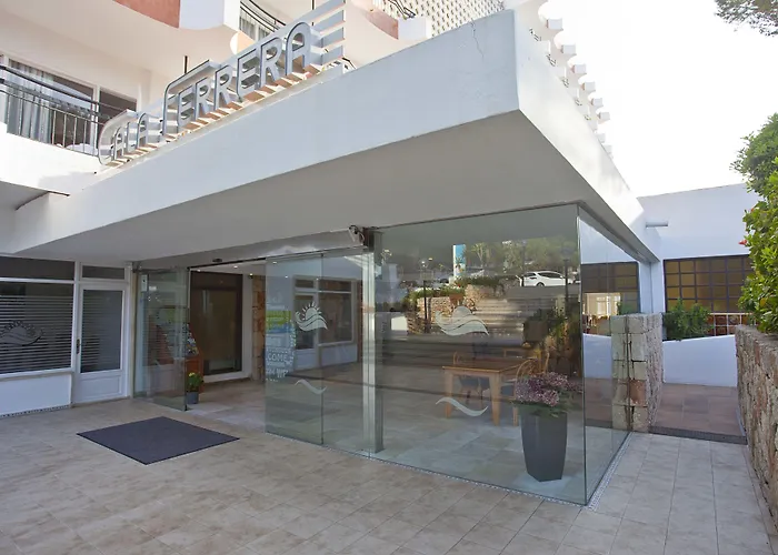 Cala d'Or (Mallorca) Hotels