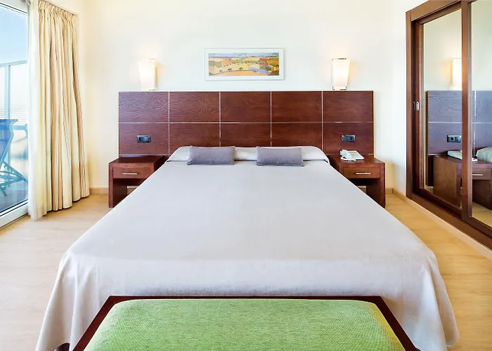 Hoteles en Colonia de Sant Jordi