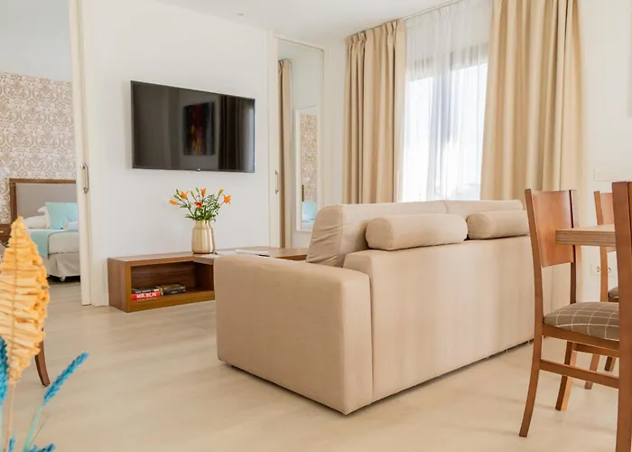 Hotels in Porto Cristo