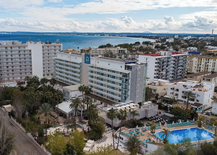 Port de Alcudia (Mallorca) hotels near Alcudia Old Town