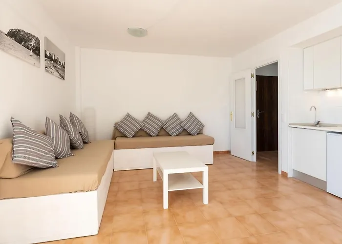 Apartment Neighbours Beach-10 By Interhome Magaluf 